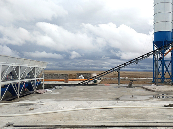 如何選擇適（shì）合（hé）自己的混凝土（tǔ）攪拌設備